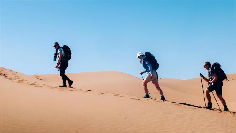 Traverse the golden dunes-conquer the loose sand beneath your feet!